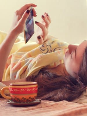 用apps談戀愛很奇怪？