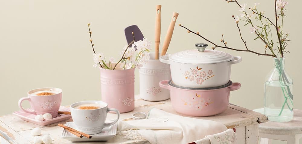 留住春日氣息！LE CREUSET Sakura廚具系列矚目登場