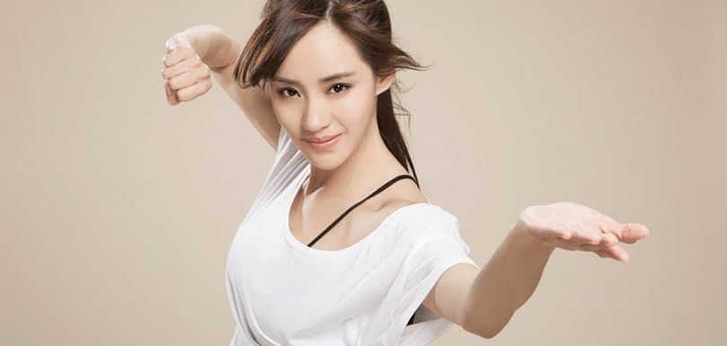 日本妹這麼做  瞬間抑制臉汗！