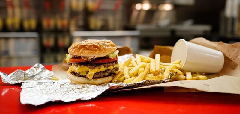 條龍長過排Pancake！Five Guys、Shake Shack 引領漢堡包風潮