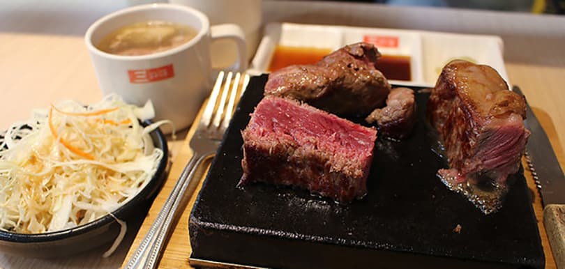 【輕熟女生指南】低碳生酮 Friendly！性價比超高的 三ステーキ Triple Steak！