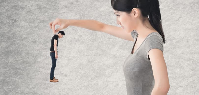 周靈山：性感人妻與她的大男人老公