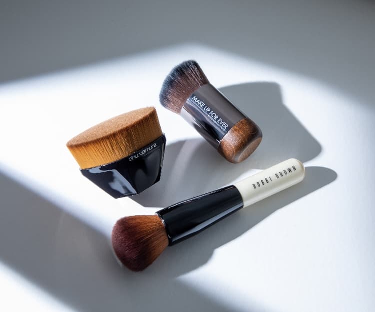 【戀物pick】高質好用粉底掃推介：不留掃痕、觸感舒適、完美底妝必備！