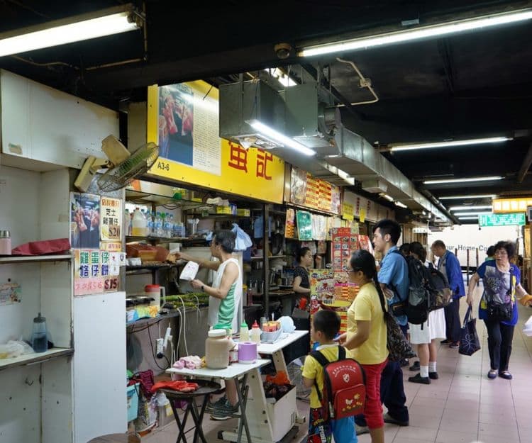 掃街天堂太安樓被連登仔狠批「俾狗食」 力數4宗罪：環境似鬼屋、多老鼠、食完肚疴瞓咗兩日院！