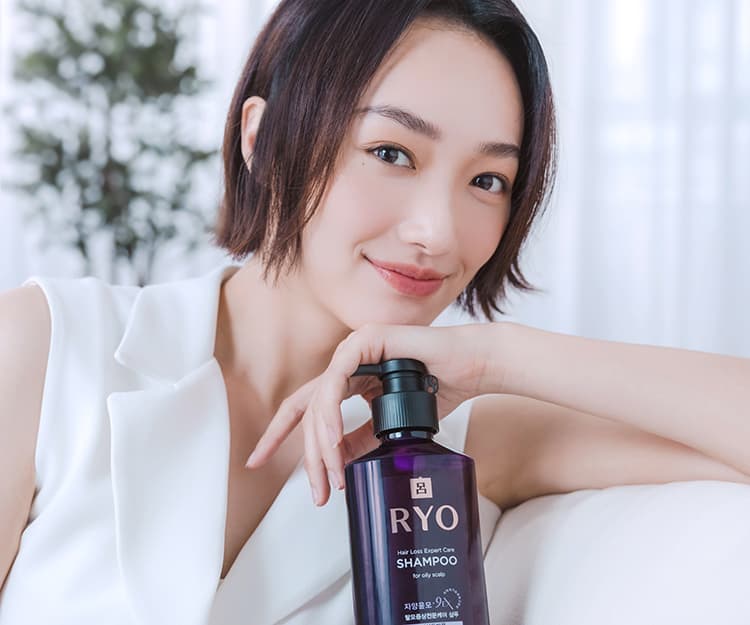 氣質女神蔡思韵靠1招逆轉頭皮肌齡！韓國人氣【呂RYO】韓蔘滋養防脫髮系列 全蔘精華拯救秀髮：減少掉髮、頭皮保濕、強韌髮絲