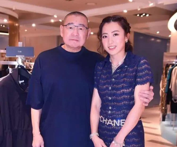 大劉最後一個女人︰甘比由娛記到700億富豪被封「現實版灰姑娘」 大劉記招親身解話舊愛李嘉欣、呂麗君傳聞