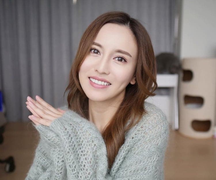 暗瘡護理｜曾被封為「最有良心」美妝達人！雨僑公開爆瘡敏感急救法：每天堅持食兩個XX！