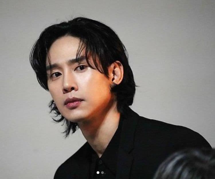 《黑暗榮耀》全宰寯私下好可愛？ 6個關於朴成勳的小秘密：年輕時有神仙顏值  演全宰寯最難係做一件事！