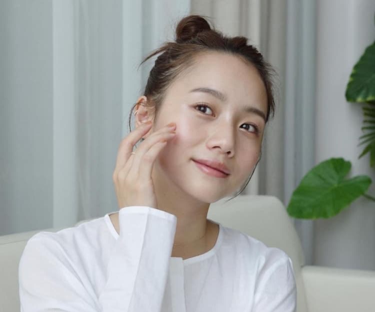 @cosme 2023上半年最具人氣美妝排行榜TOP 10！統統$200內入手：收毛孔美白精華、第1位$98好用髮膜
