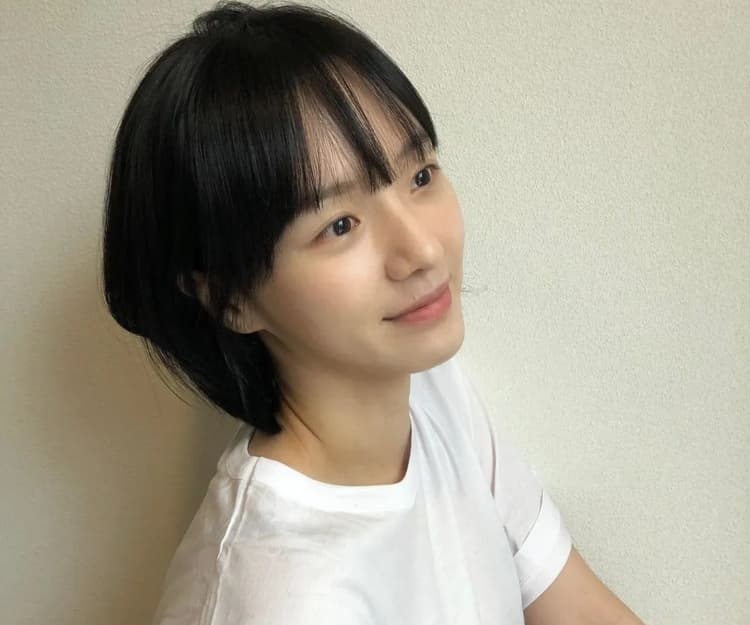 台女網民分享拯救夏日瀏海出油3大法寶！力推$16防瀏海變油扁塌急救好物