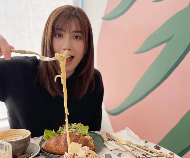 減肥餐單｜大餐暴食後必學3招快速消腫補救法！營養師公開24小時清腸瘦身餐單