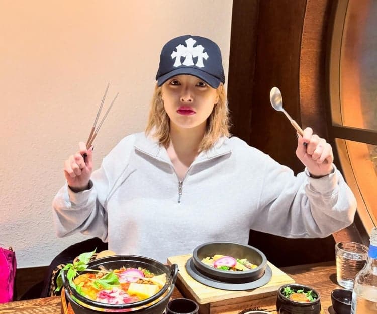 夏日女皇泫雅性感回歸！公開減肥餐單成功健康瘦身：曾過度減肥1個月暈12次、為維持40kg每天只吃XX？