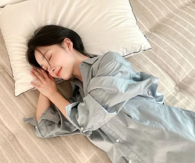 減肥睡姿｜網民實測瞓覺都可以減肥瘦腰！ 3種睡姿消脂安眠同時激發瘦體素 睡得好7小時等於慢跑1小時！