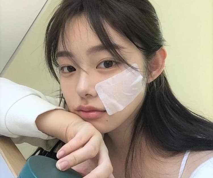 濕敷化妝水令皮膚愈來愈差？留意5大濕敷地雷 做錯變無效保養更隨時致痘
