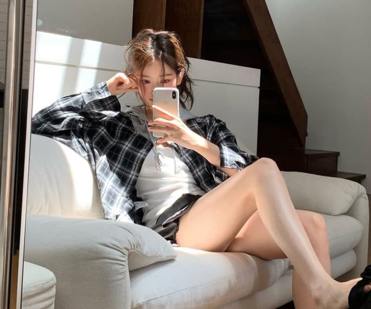 10分鐘腿部穴位按摩教學！女生必按萬用穴三陰交穴：舒緩M痛、消下半身水腫、抗老增氣色！