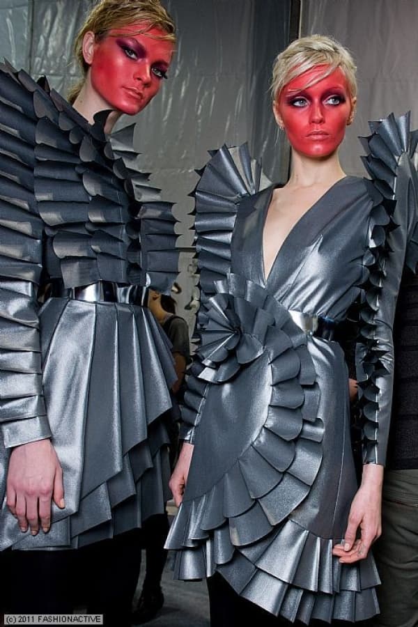 Viktor &amp; Rolf 2011FW Fashion Show