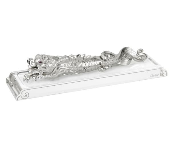 Cartier 龍之工藝品