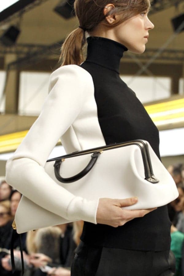 Céline  I need a doctor