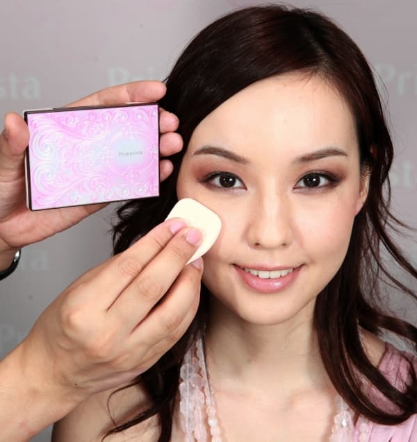 日本No. 1！Sofina Primavista限量粉盒
