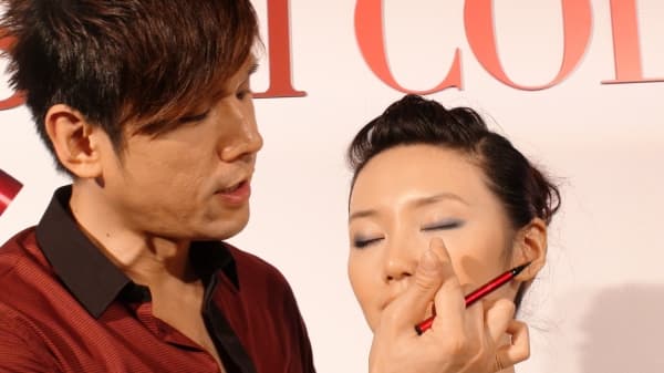 Kevin老師示範！男人最buy的透亮淡妝