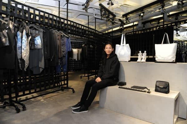 Alexander Wang 正式駐港