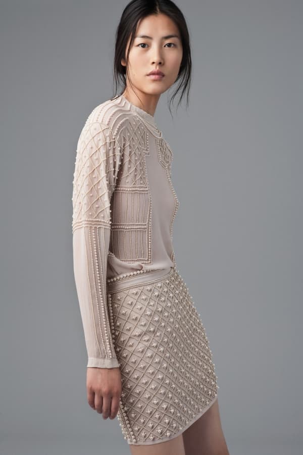 Zara 8月份lookbook
