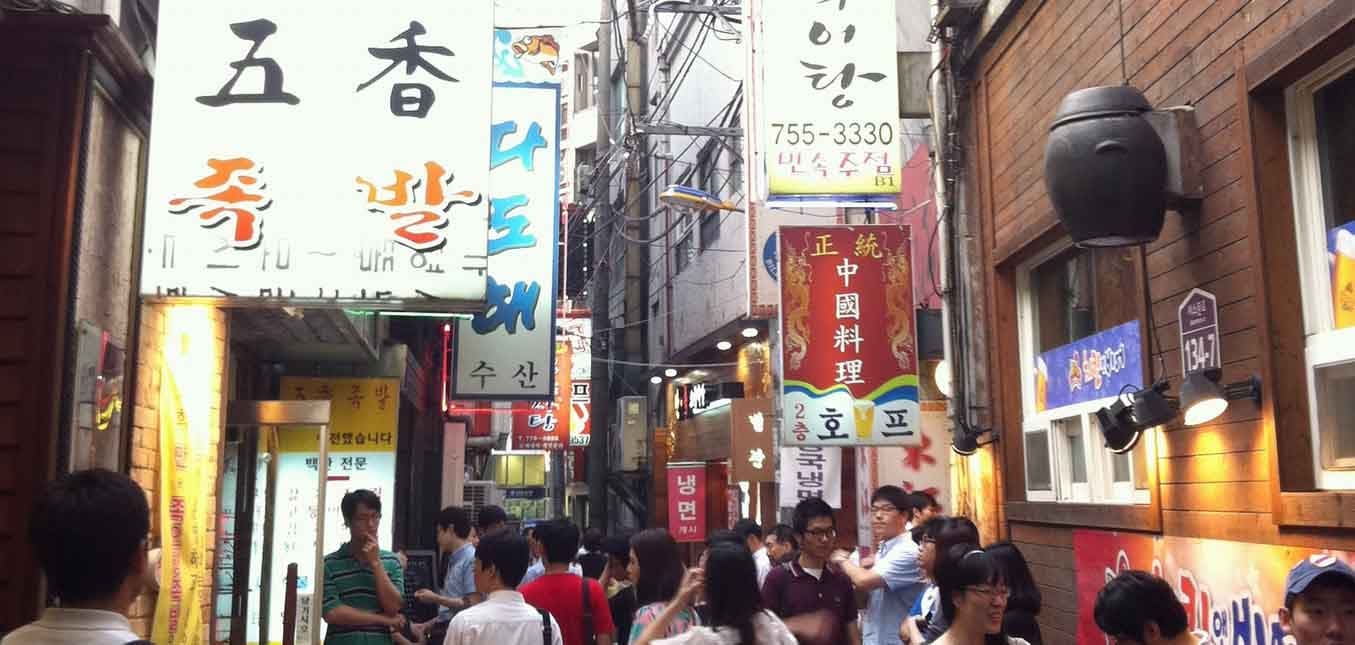 市廳人氣豬腳店 滿足五香豬腳