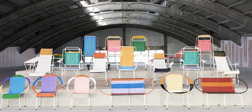 100 Chairs 慈善展覽