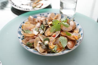 跟名廚學煮泰菜（二）——10分鐘煮好泰式炒蜆