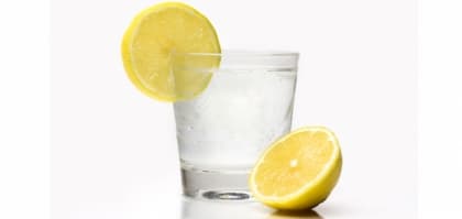 女士不可不知   每早必飲檸檬水的原因