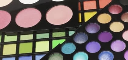 新品速報 – 新手適用眼線筆