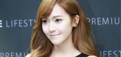 Jessica 不唱歌 變身手錶珠寶設計師