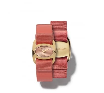 SALVATORE FERRAGAMO<br>粉色蝴蝶結手表甜美登場
