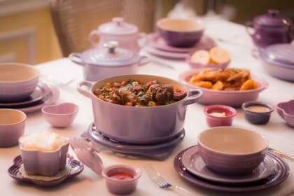 幸福滿溢！LE CREUSET Bluebell Purple 期間限定登場