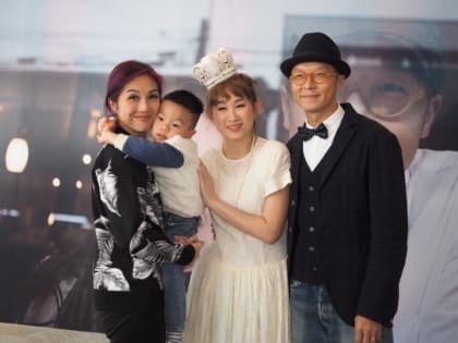 學王菀之穿非主流婚紗
