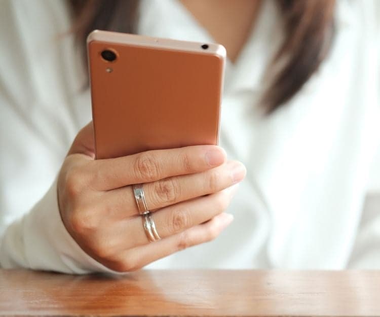 iPhone 15新登場! 科技專家7點分析應否入手? 用緊iPhoneXX 唔需要換機?
